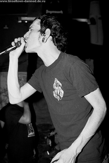 Chainbreaker live pics