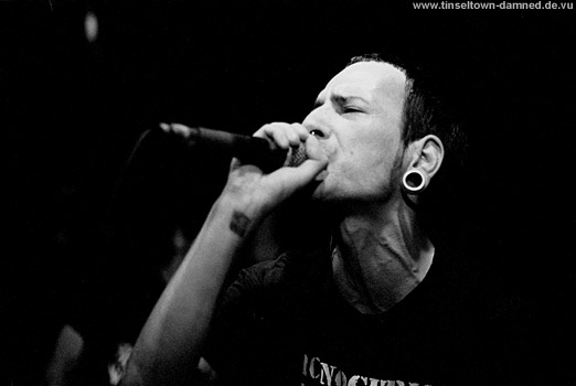 Chainbreaker live pics