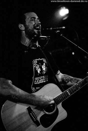 Chuck Ragan live pics