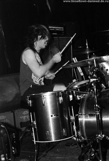 Glass And Ashes live pics