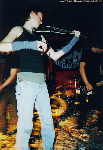 Scraps Of Tape live photos