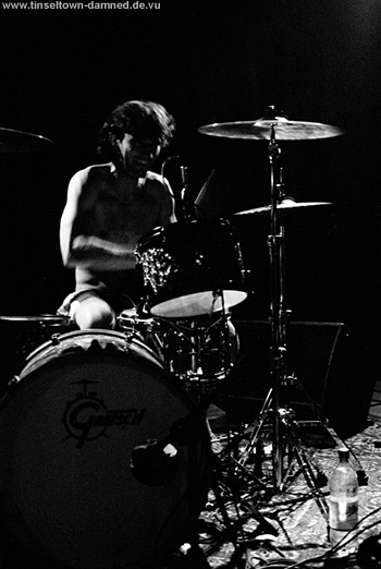 tangled lines live pics